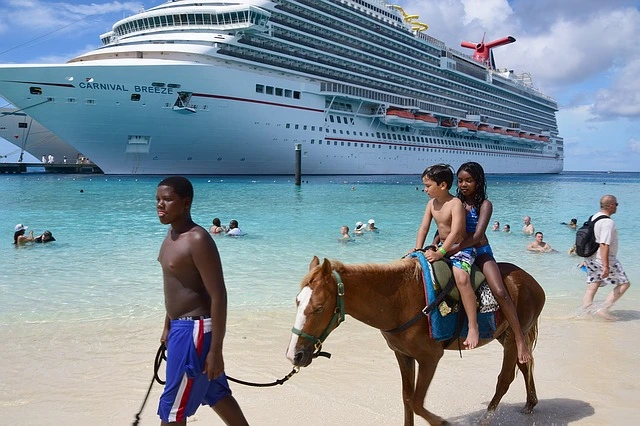 Grand Turk, Carnival Cruise