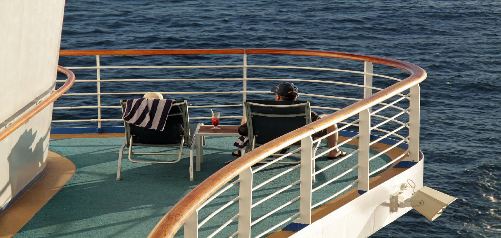 9 Useful Tips on How to Avoid Seasickness on a Cruise