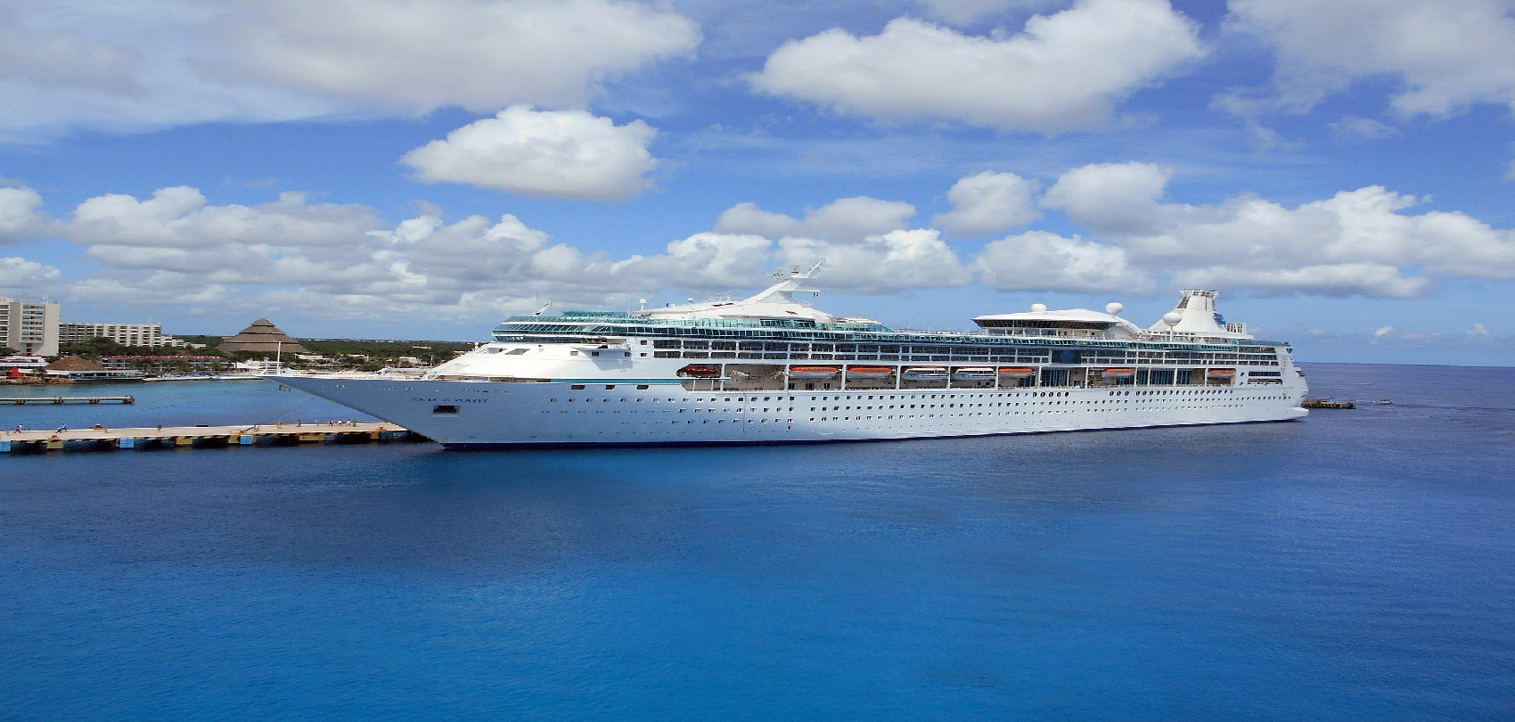 10 Best Reasons To Take A Cruise Vacation In Your 20s And 30s Cruisebooking Com