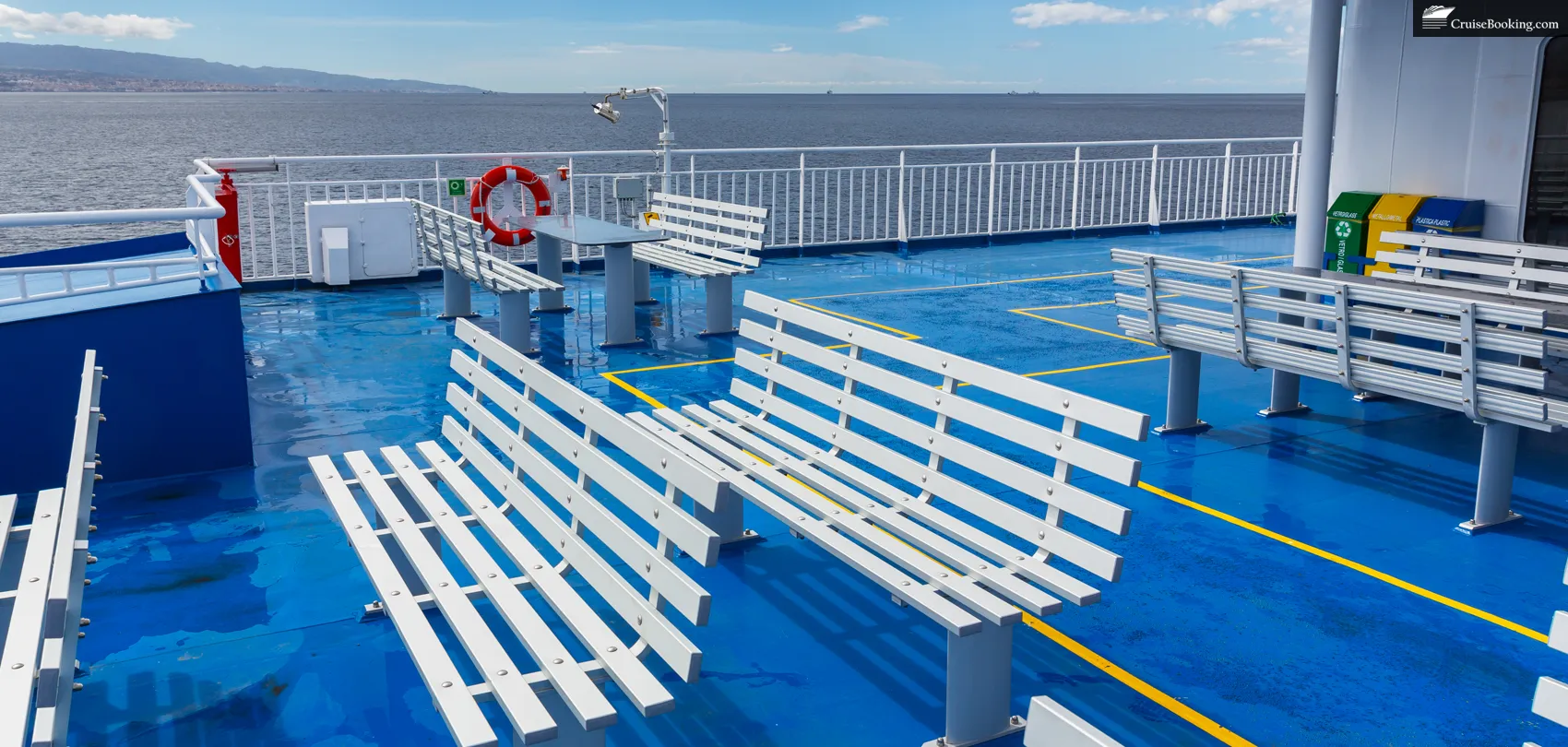 cruise ships pool deck