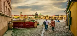 Cruise_Tips_And_Tricks Romantic Couple