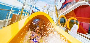 Disney AquaDuck vs. AquaDunk