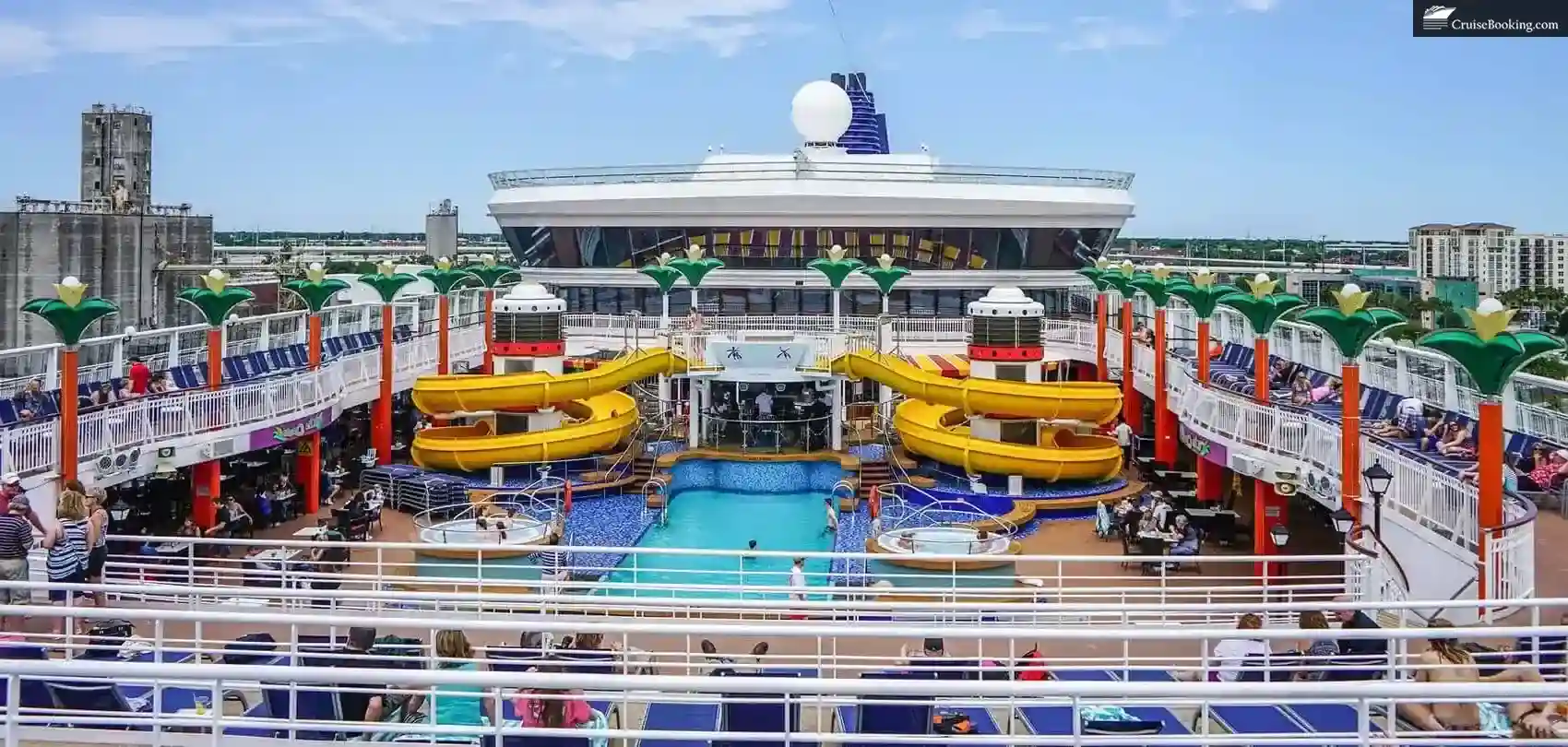 pool in cruise ship