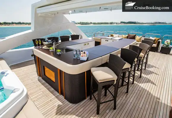 open cruise dining at sea