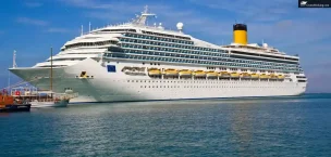 Cruise ship