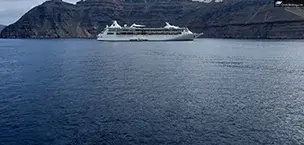 cruise ship that is going to a destination