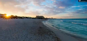 Playa Delfines, Mexico