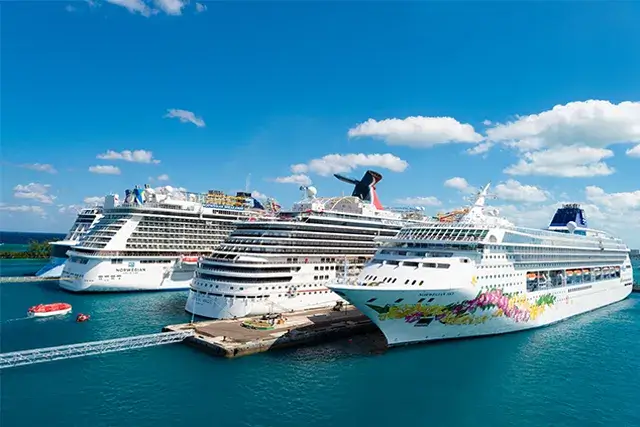 For a wonderful vacation in Nassau Bahamas, take a huge cruise ship