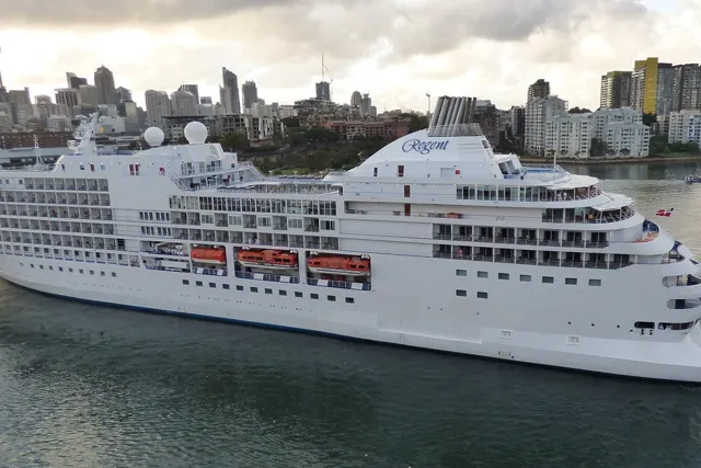 Luxury cruise ship Seven Seas Navigator