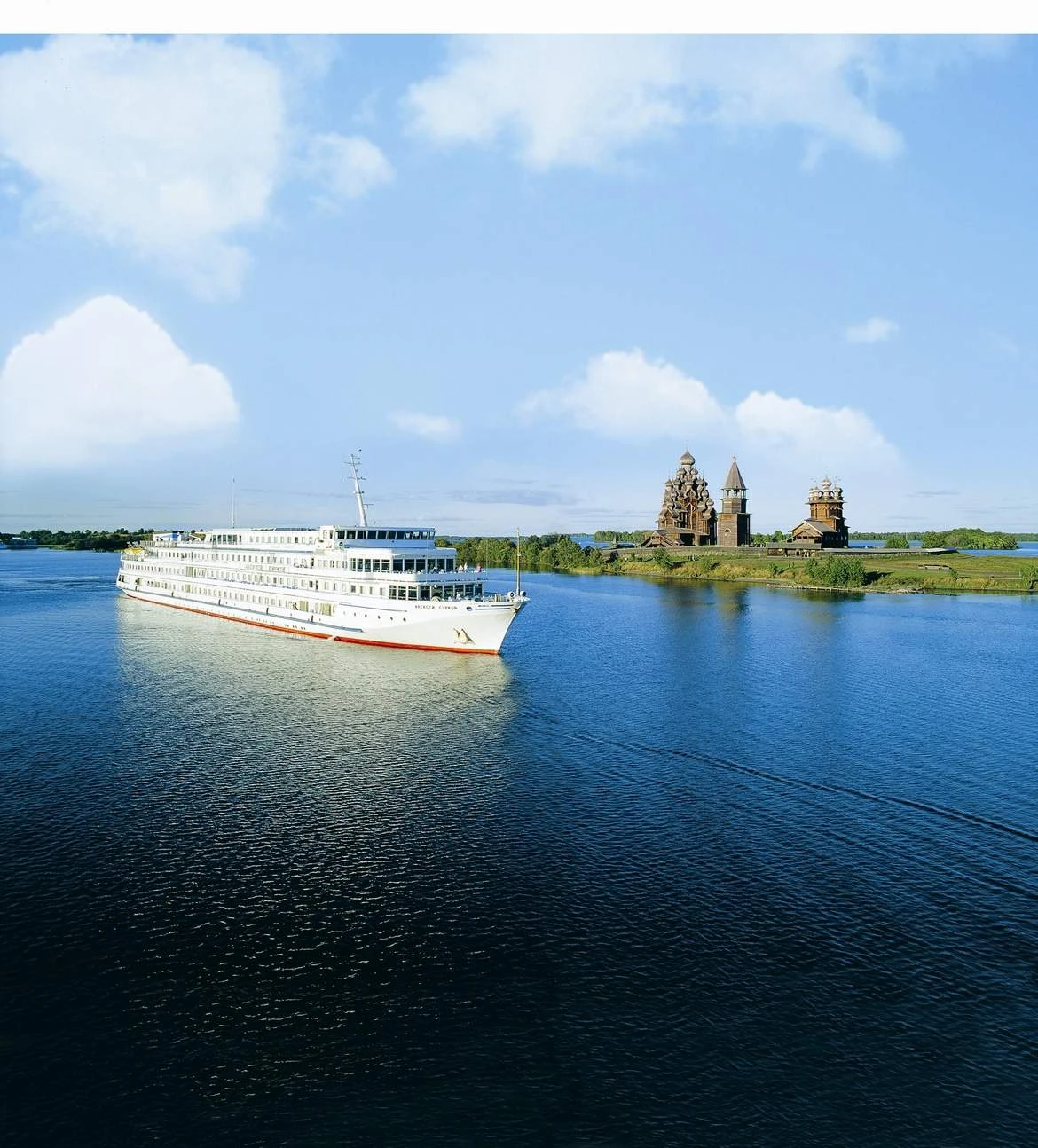 Ocean Cruise Ships