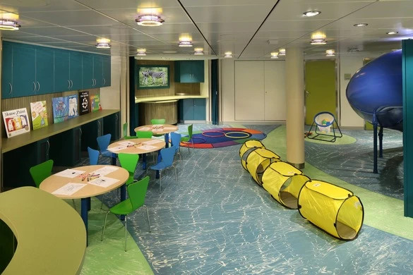 Royal Caribbean International Quantum Of The Seas Interior Aquanauts F