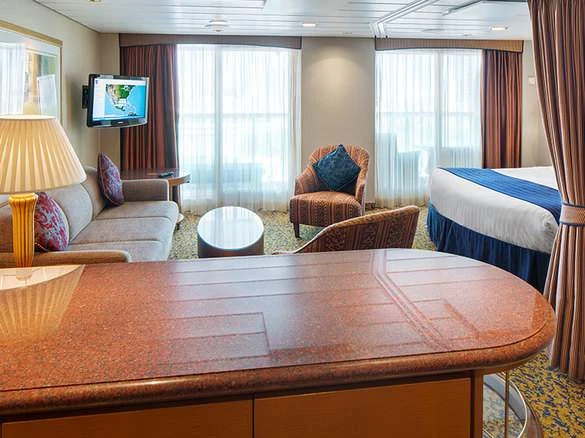 RCI Brilliance Of The Seas Grand Suite 1 Bedroom