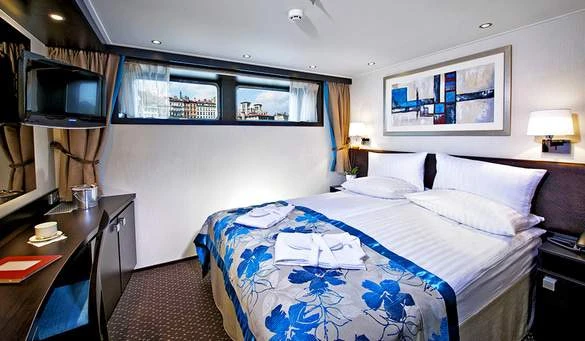 Avalon Waterways Avalon Vista Accommodation Avalon Deluxe Stateroom