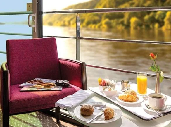 Avalon Waterways Avalon Expression Accommodation Panorama Suite 4.JPG