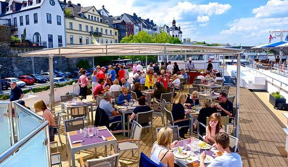 Avalon Waterways Avalon Expression Interior  Skybistro