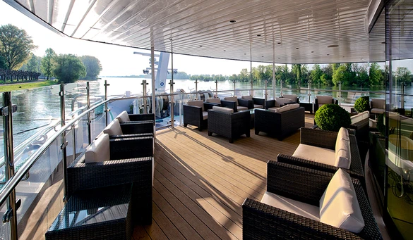 Avalon Waterways Avalon Expression Interior Observation Lounge