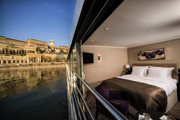 Avalon Waterways Avalon Envision Panorama Suite1