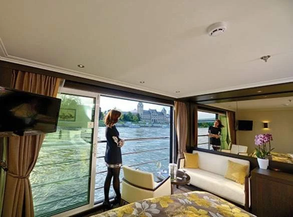 Avalon Waterways Avalon Expression Accommodation Royal Suite 7.JPG