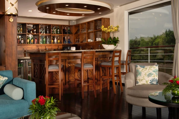 Avalon Waterways Avalon Saigon Panorama Lounge