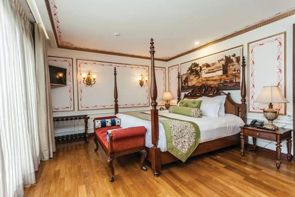 Avalon Waterways Ganges Voyager Viceroy Suite
