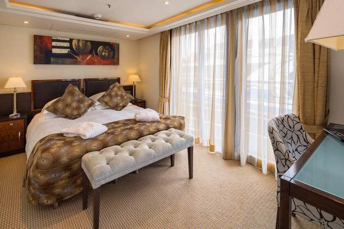 AmaBella Suite
