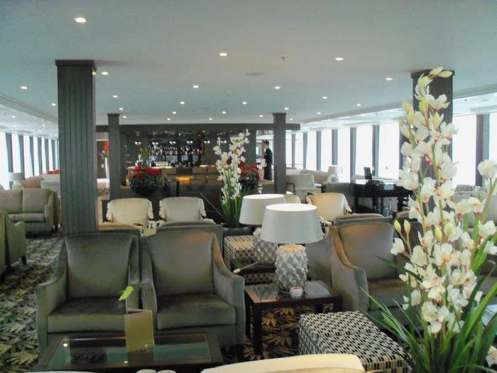 AmaWaterways AmaVerde AmaBella Interior Lounge 2