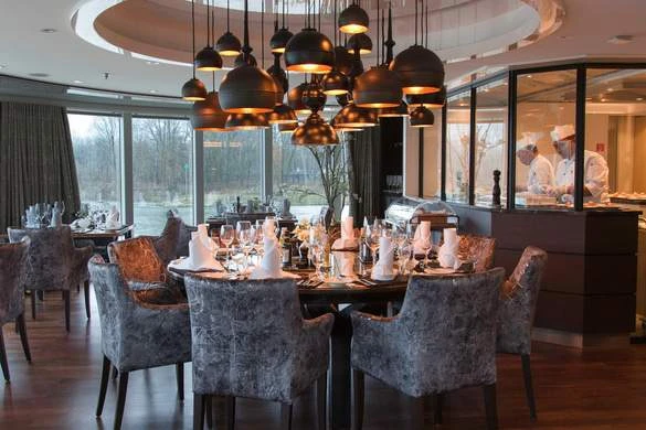 STELLA Chefstable