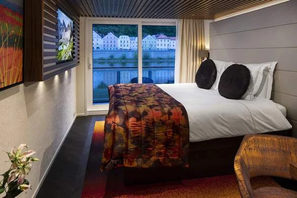 AmaWaterways River Cruises   AmaMagna   AA Category 1