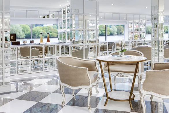 Uniworld Boutique River Empress Patio Lounge