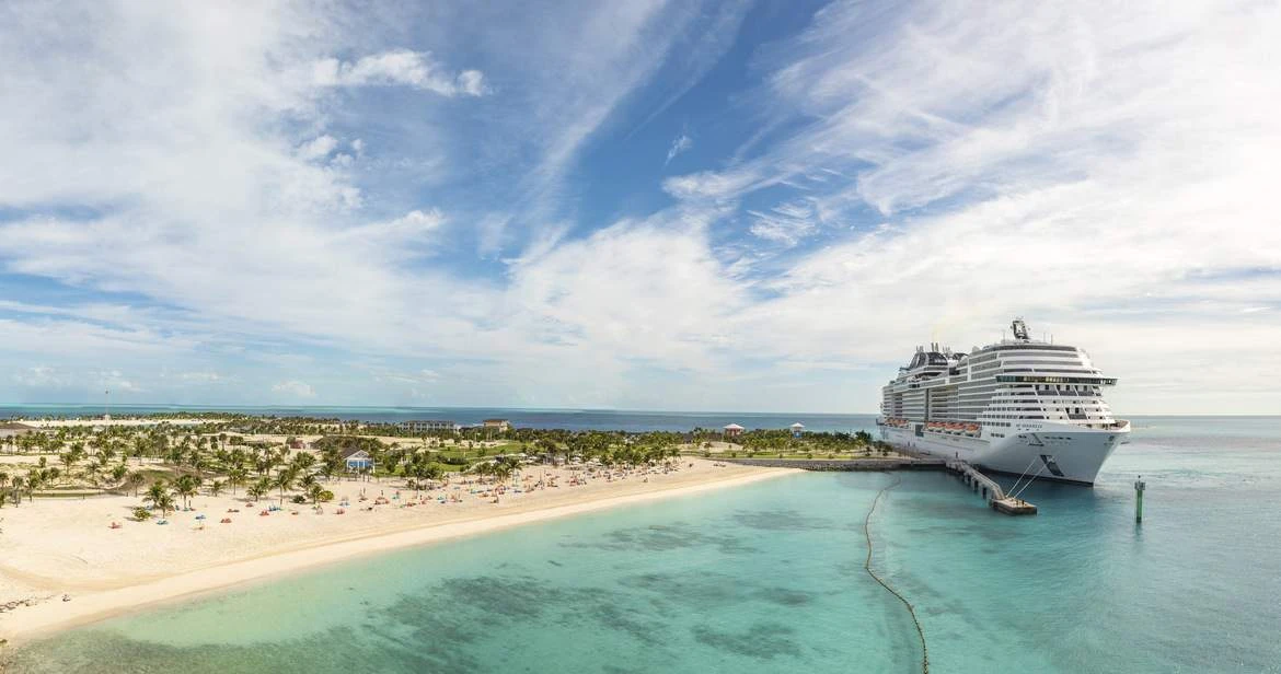 Ocean Cruise Ships