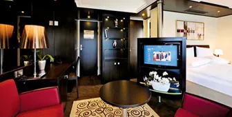 Royal Suites