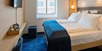 Explorer Cabins