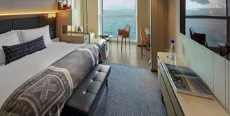 Polar Outside Cabins